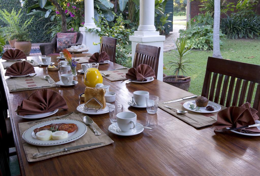 York Lodge Harare Buitenkant foto